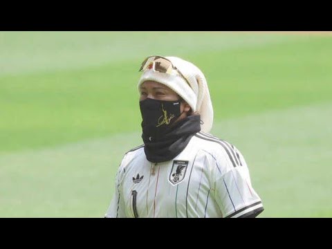 新庄監督が突然“日本代表ユニ”で登場!その理由にファン感動⚽🔥 #新庄剛志 #新庄監督 #日本ハム #ファイターズ #サッカー日本代表 #SAMURAIBLUE #ワールドカップ #W杯 #エスコンフ