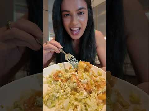 SIMPLE momo recipe using the Kissan Chilli Peanut Thecha & Lehsun Mirch Chutney @KissanIndia