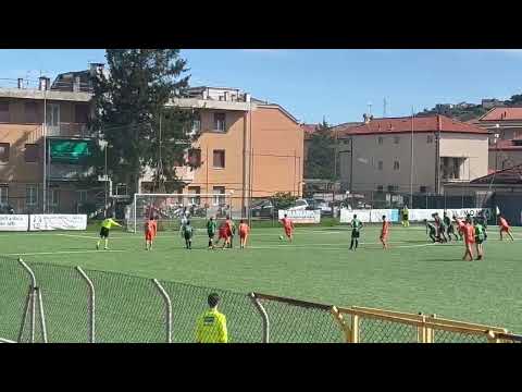 Rivasamba vs Baiardo : Biggi para rigore a Cusato