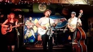 Kim Lenz & the Jaguars @ Cruise Inn (10)