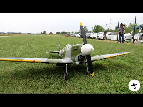 GIANT BRUTAL SOUND VINTAGE FIBERGLASS 1:4 RC SPITFIRE SCALE FLIGHT | Flight 1