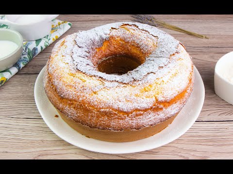 Ciambellone classico della nonna: alto e soffice, pronto con pochi ingredienti!