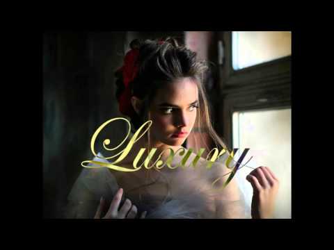 Armin van Buuren – Face of Summer  feat. Sarah deCourcy