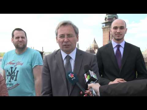 2016 04 20 További 27 millió dinár a Szabadkai Népszínház felújítására