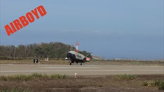 preview picture of video 'X-37 Landing Vandenberg (2014)'