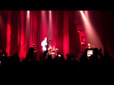 Suede Live in Hong Kong 2013 : Hit Me- New Generation