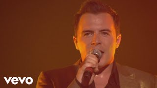 Westlife - Colour My World (Live At Wembley &#39;06)