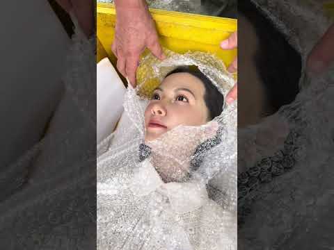 This guy makes real silicone dolls 👏