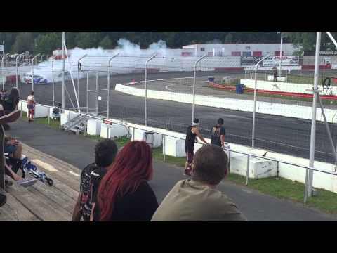 Francis Tassé vs Brad Carlton Formula Drift Canada Autodrome St-Eustache