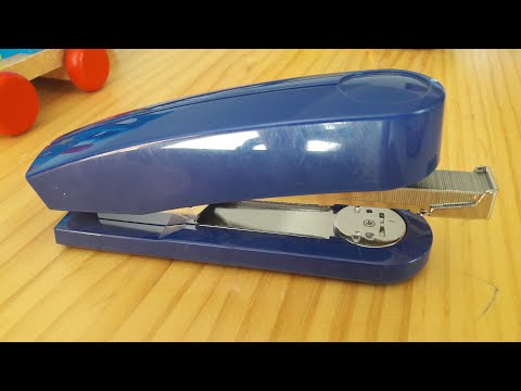 Tacker nachfüllen Klammern einsetzen