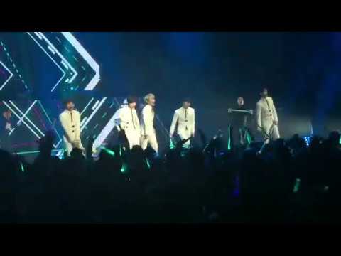 [170326] Shinee World V in Los Angeles - Savior