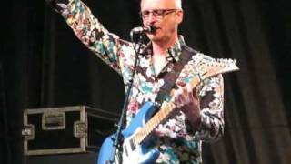 Kim Mitchell ~Battle Scar~ live @ Hamilton Wingfest 2010