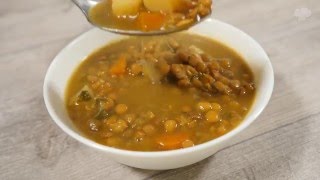 מרק עדשים ירוקות עם ירקות