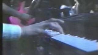 Angels Cry [Angra] - Live - Auditório MTV - 1994 [AM Vídeos]