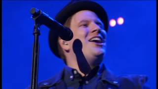 Fall Out Boy - Alone Together (Live at March Madness Music Festival) 2016