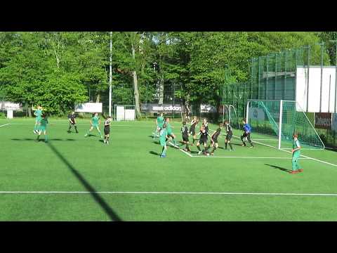FC Levadia rohelised : FC Levadia mustad