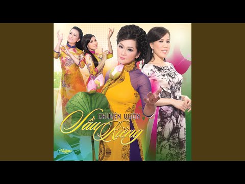 Thể hiện bởi Hương Lan