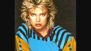 Kim Wilde - Putty In Your Hands