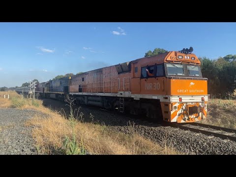 2TA8 Great Southern with NR30 NR44 NR74 departing from the loop at Inverleigh 25/1/2023