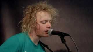 MODDI - EN SANG OM FLY