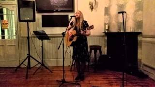 My Sister&#39;s Tiny Hands Joanne Rowe