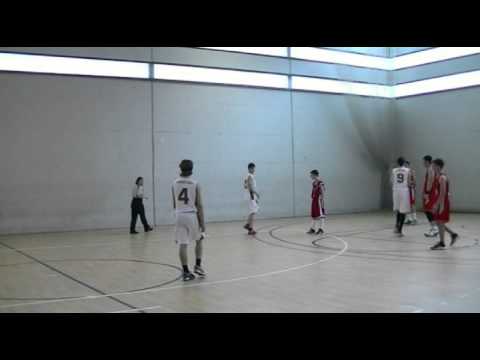 Jugada partido Illice B vs Crevillente Torneo Baloncesto Elche 2013