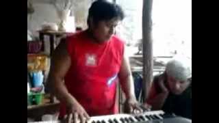 preview picture of video 'tecladista trito de los teclados de tizimin yucatan'