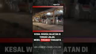 Download lagu Orang Hajatan Ditengah Jalan Ditabrak Mobil mp3 Download lagu Orang Hajatan Ditengah Jalan Ditabrak Mobil mp3