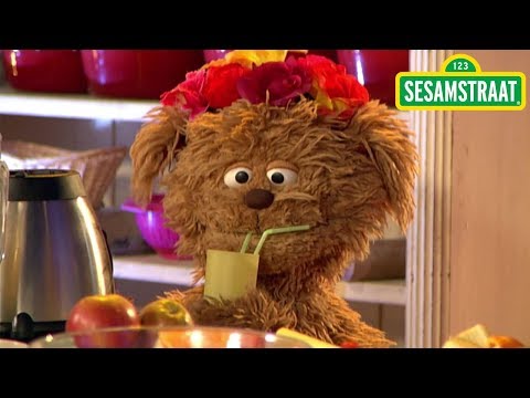 Smoothies maken - Tommie, Arjan & Meneer Aart - Sesamstraat