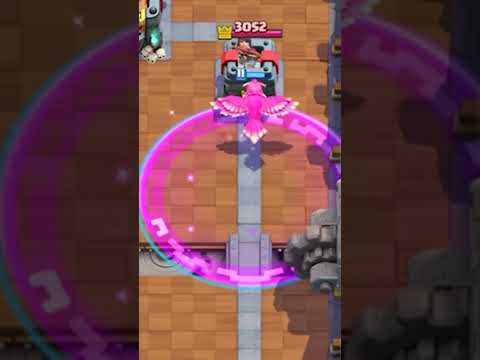 THE PHOENIX IS BROKEN IN CLASH ROYALE!