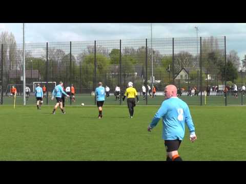 Opjestropdas.nl 16.04.16 De Meern 8 vs 35+1 2-6 doen ze vaker om verwarring te stichten