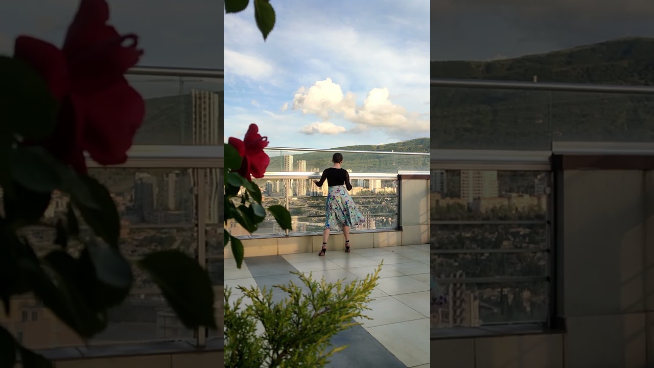 Video thumbnail for Tekla Gogrichiani - Tango Women's Technique. Milonga Improvisation. La vida es una milonga