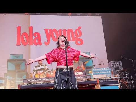 Lola Young - Messy (Epic LIVE 4K) | The Fonda Theatre, Los Angeles - Apr 15, 2025
