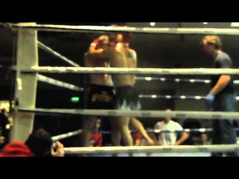 Gar Byrne (Spartan Thai) Vs Dave Walshe (Siam) - 4th Dec 2010 Silversprings, Cork