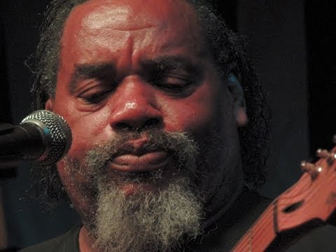 Ike Willis - You've Got To Hide Your Love Away