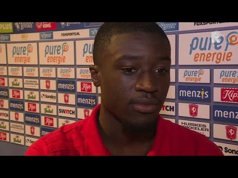 Leeroy Owusu na afloop van FC Twente - Excelsior