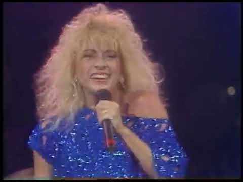 YURI - ESTE AMOR NO SE TOCA - MEJOR VERSIÓN EN VIVO