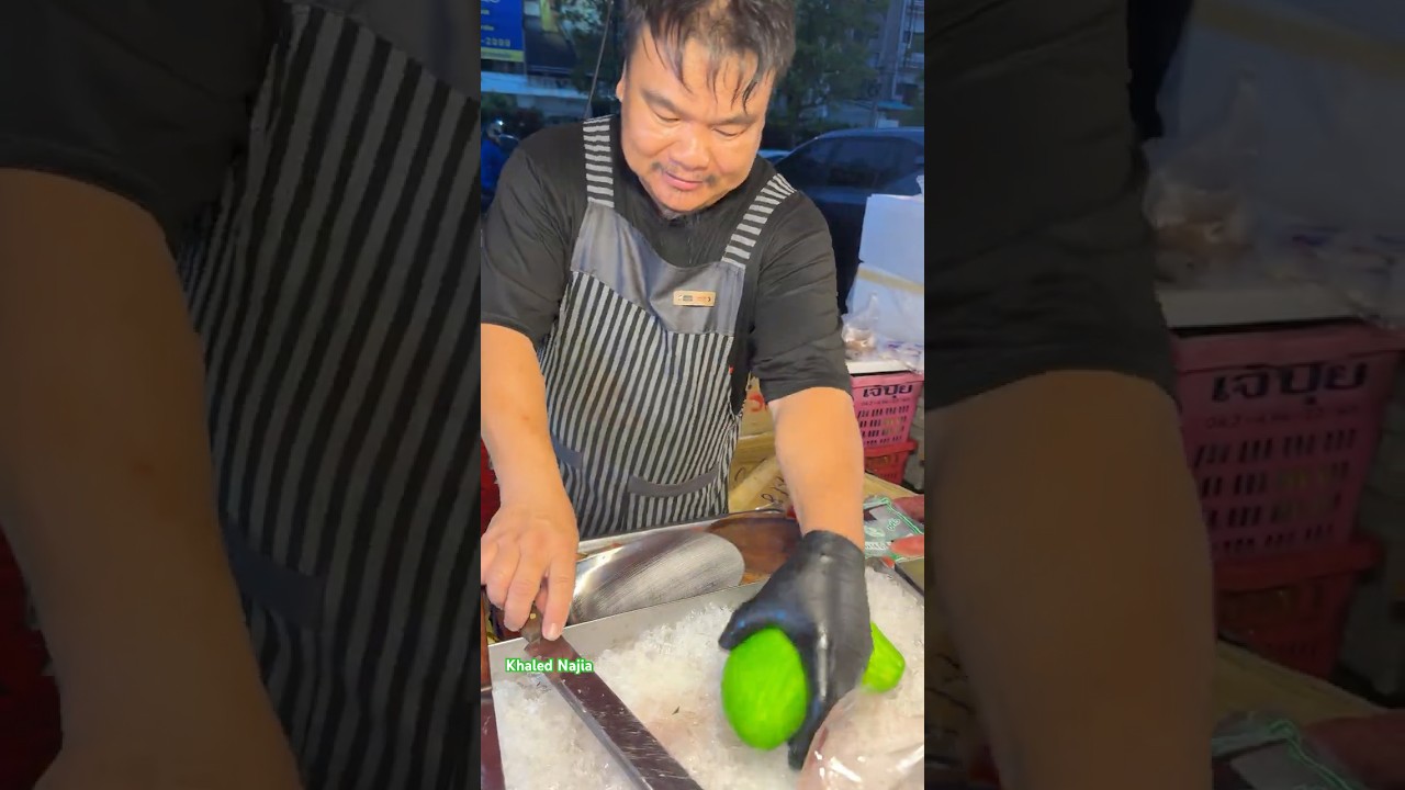 Fresh Green Mango in Bangkok!! So Sweet, So Sour, So Addictive!