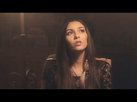 Say Something - Victoria Justice & Max - ONE TAKE!