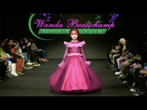 Wanda Beauchamp Fall/Winter 2022/23 NYFW - Art Hearts Fashion