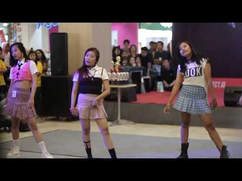 [170927] BLΛƆKPIИK - Intro + As If It’s Your Last (마지막처럼) Cover by Black Pearls at Funtastic K-Pop