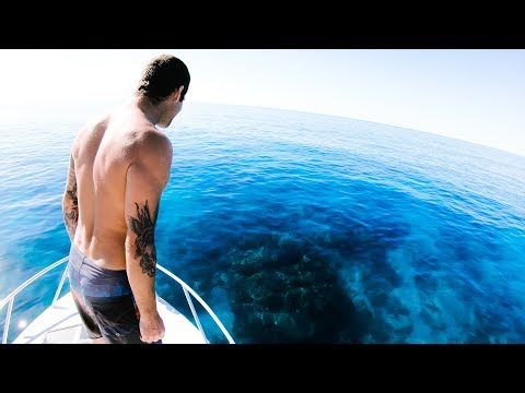 EXPLORING REMOTE ISLAND PARADISE Amazing Weather (Fishing & Diving) - Ep 84