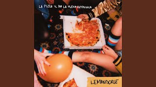 La pizza il pop la musica elettronica Music Video
