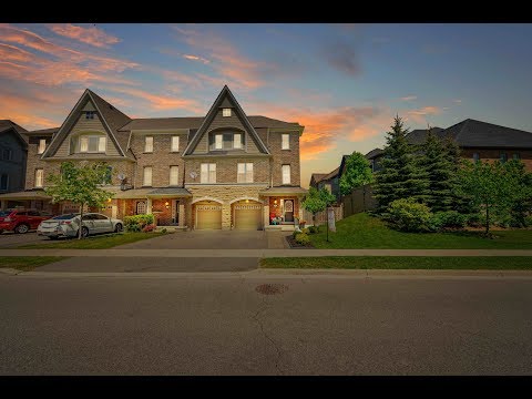 Stunning Luxury Townhome For Sale in Brampton | 7549 Chinguacousy Rd, Brampton