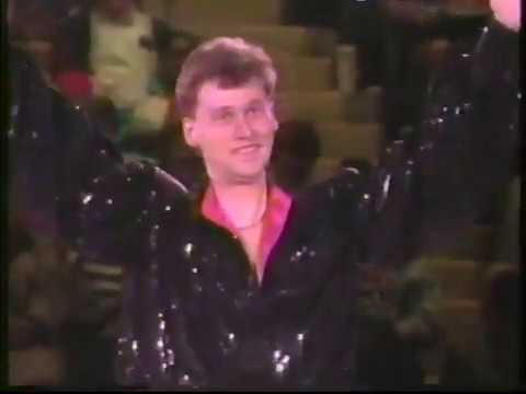 Viktor Petrenko - 1994 Artistry On Ice EX