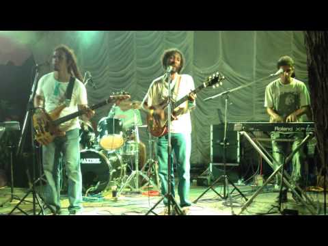 Rohantha & Band - Live at Fun & Joy Reggae Party Bentota in Sri Lanka 14/12/13
