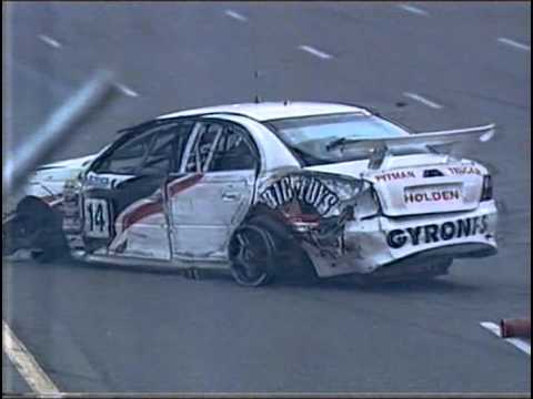 Fujitsu V8 Supercars - Geoff Full crash - Turn 8 Adelaide 2003