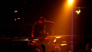 30 Seconds To Mars - L490 (Live)