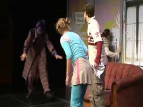 Das Gesicht Zeigen! Kindertheater: Drei Adleraugen und der Mann aus Demokratien