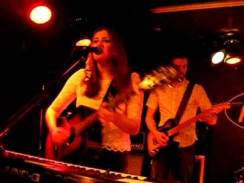 Ladies Of The Canyon Live in Toronto - Cold Trail